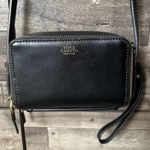 Vince Camuto Crossbody/Wristlet